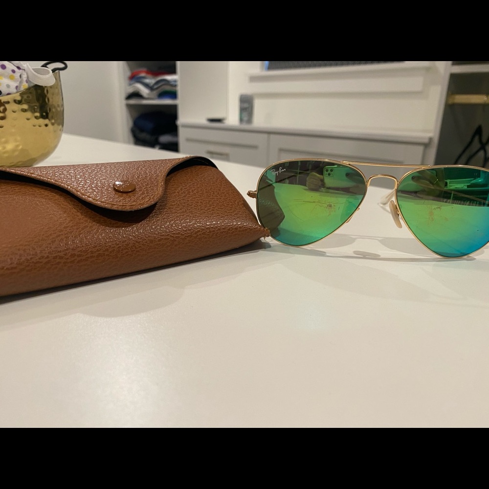 Aruban Aviator sunglasses